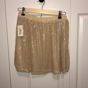 Forever 21 cream sequin mini skirt